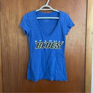 St. Louis blues Blue Fitted Short Sleeve‎ Tee woman’s size small